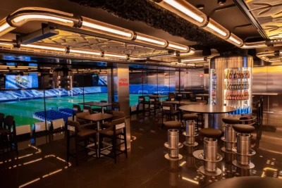 Hoy en uno de los espacios de restauración del Estadio Santiago Bernabéu